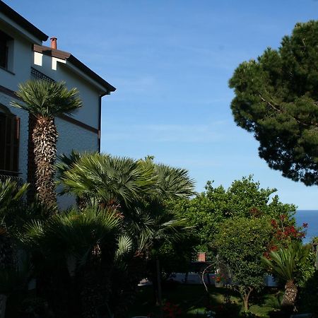 La Dolce Vita Taggia Exterior foto